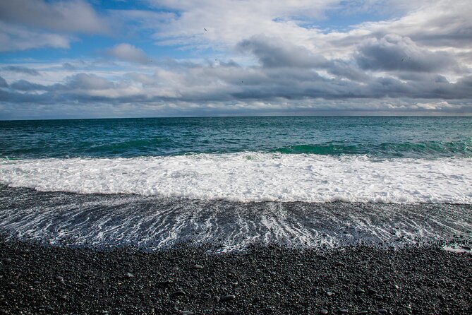 Full Day South Coast to Vík - Guided Tour - Gljúfrabúi canyon: short walk, weather dependent access