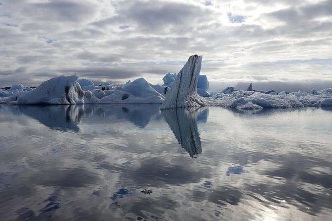 Glacier Lagoon & South Coast. Private Day Tour - Seljalandsfoss: 30 minutes plus the walk-behind magic