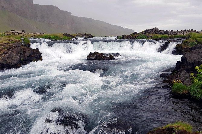 Glacier Lagoon & South Coast. Private Day Tour - Price and value: what you get for $980 per person