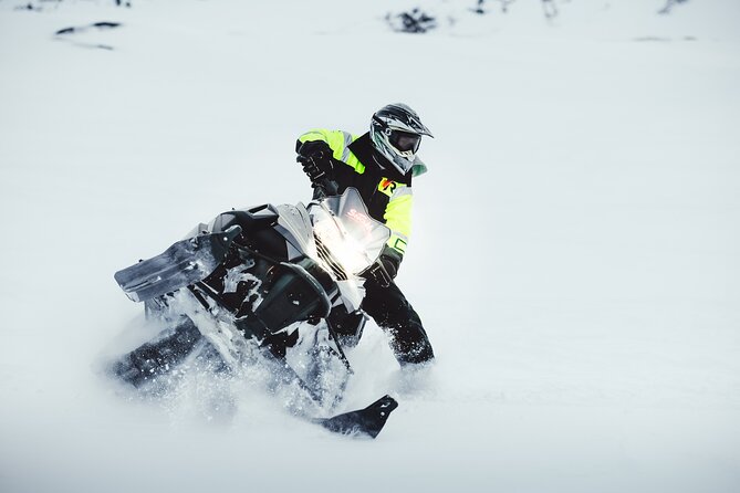 Glacier Rush – Fast pace snowmobile - SnoMo Glacier - Getting to Gullfoss and gearing up without last-minute stress