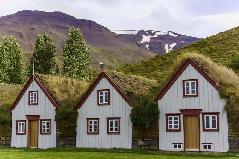 Godafoss Waterfall & Turf House Tour from Akureyri Port - What the guide commentary adds on the bus