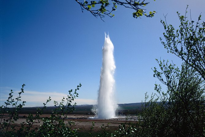 Golden Circle 7 Hours Bus Tour from Reykjavik - Stop 1: Golden Circle Route Driving, Photo Windows, and Expectation Setting