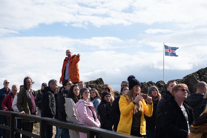 Golden Circle and Kerid Minibus Tour with Blue Lagoon Transfers - Golden Circle by Minibus, Without the Driving Stress