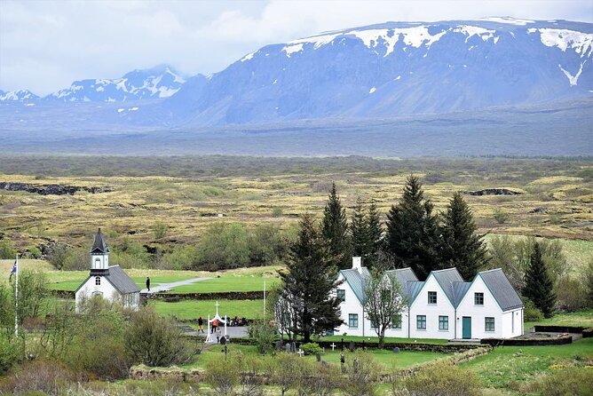 Golden Circle and Lunch at Fridheimar Tomato Farm - with photos - Þingvellir National Park: the UNESCO stop that explains Iceland fast