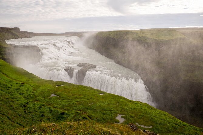 Golden Circle and Sky Lagoon Full-Day Tour - Gullfoss waterfall: the rainbow moment and the power factor