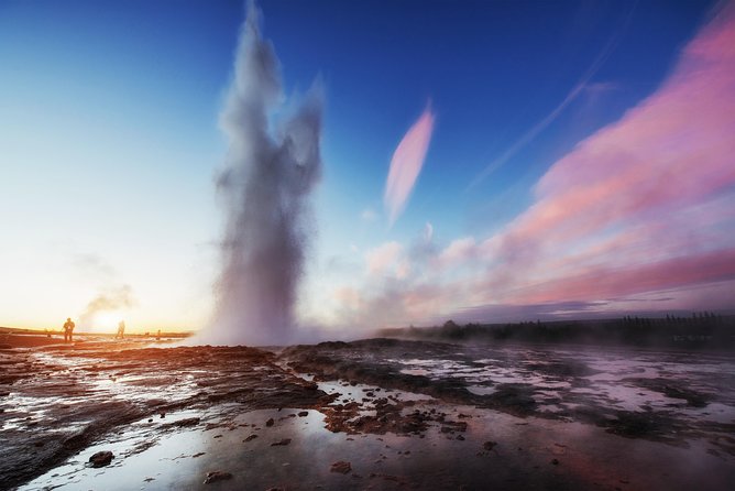 Golden Circle and the Secret Lagoon from Reykjavik - Stop 1, Þingvellir National Park: Where Earth Moves and Iceland Governs