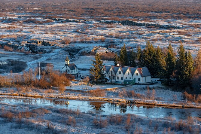 Golden Circle Cruise Arrival: Exclusive Small Group Tour - Geysir geothermal area and Strokkur eruptions on a loop