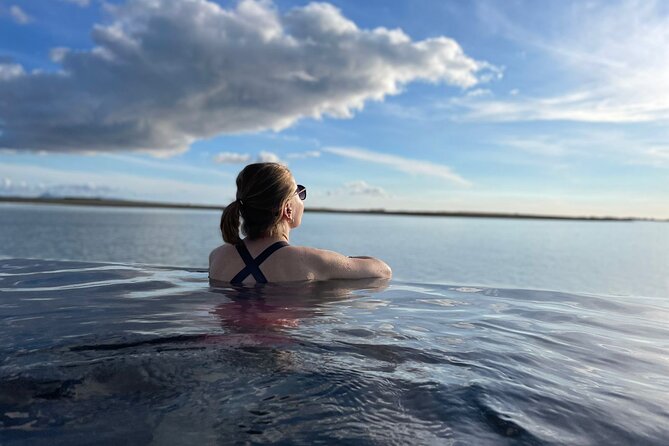 Golden Circle, Farm & Sky Lagoon Admission Small Group Tour - Kerið crater: 20 minutes that can still feel special