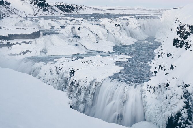 Golden Circle, Northern Lights and Blue Lagoon Tour with Ticket - Kerið Crater Lake: A Short Walk That Pays Off