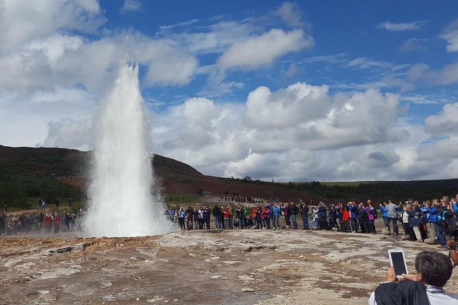 Golden Circle. Private Day Tour from Reykjavik - Vehicles, time windows, and what to expect on an 8-9 hour day