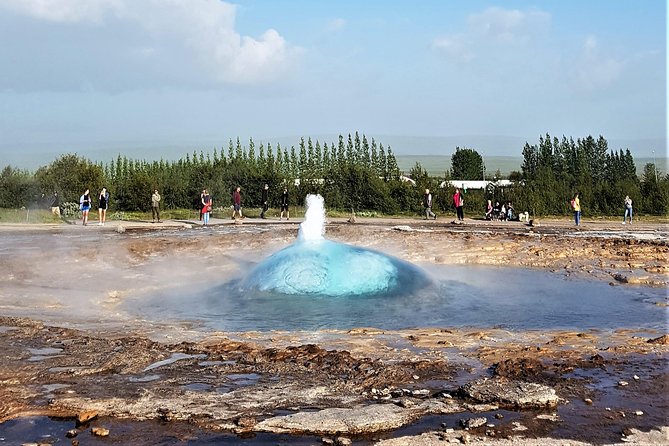 Golden Circle Private Day Tour - up to 9 passengers - A private Golden Circle day that actually feels personal