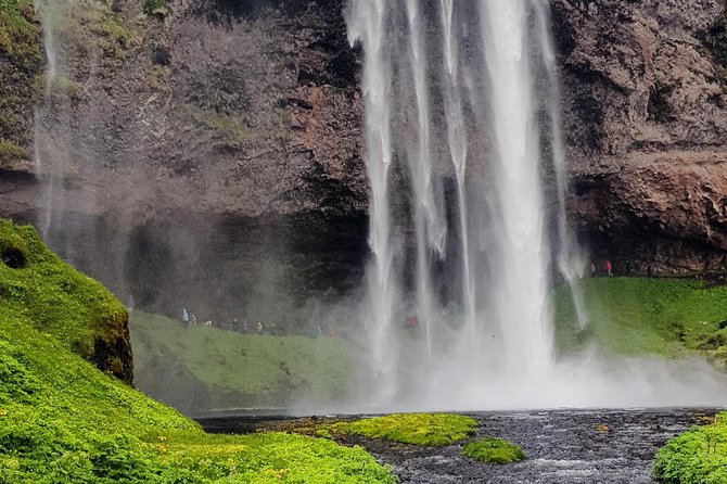 Golden Circle & South Coast Tour - Geysir geothermal area and the Geysir Center