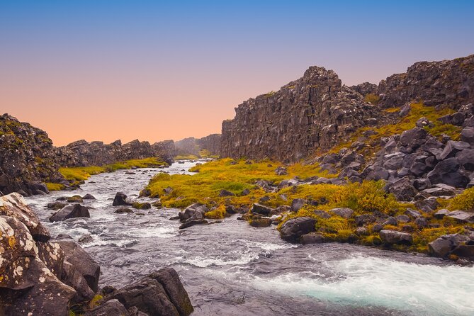 Golden Circle with Tomato Farm Lunch & Secret Lagoon Bathing - Friðheimar Tomato Farm Lunch and Icelandic Horse Time