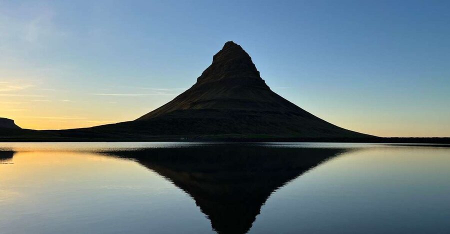 Grundarfjörður: Midnight Sun Kayaking Adventure - Why Kirkjufell at midnight sun makes this kayak different
