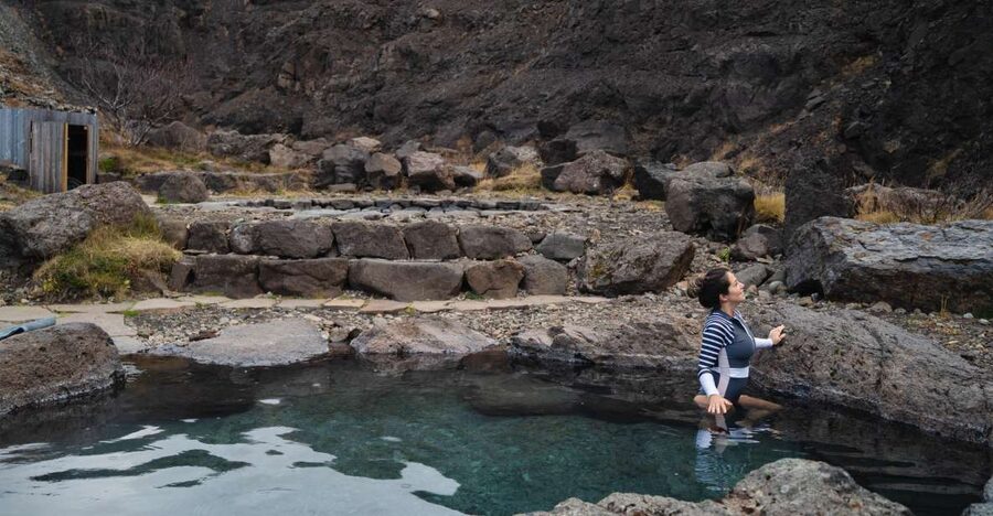 Husafell: Canyon Baths Soak with Short Highlands Hike - From Húsafell Activity Centre to the canyon, fast and easy start