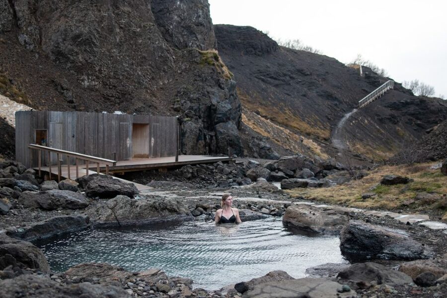 Husafell: Canyon Baths Soak with Short Highlands Hike - The Hringsgil Canyon hike: short walking, real scenery