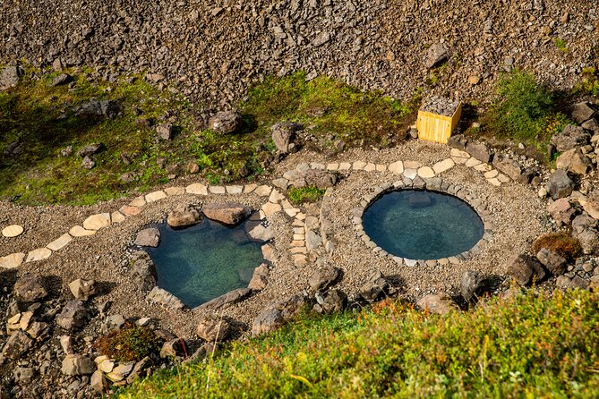 Husafell Canyon Baths Tour - Timing and pacing: relaxed hike plus a focused soak