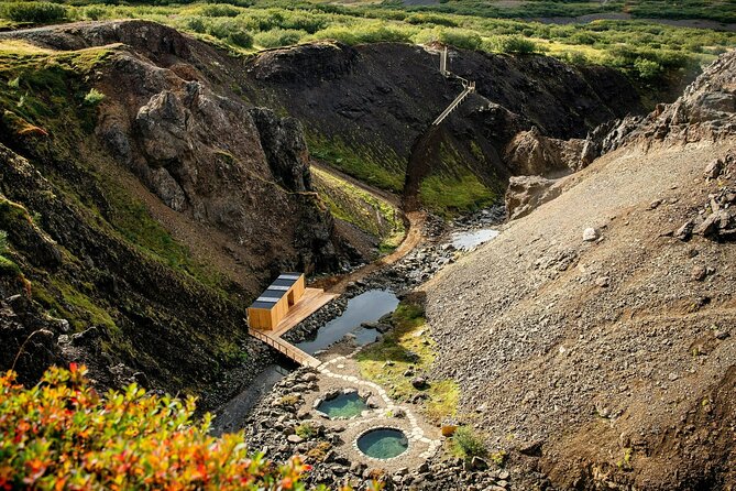 Husafell Canyon Baths Tour - The hike highlights: Langifoss, glacial meltwater, and Okjökull
