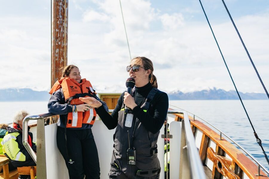Húsavík: Whale Watching Tour with Guide - Why Húsavík and Skjálfandi Bay are the right place to look