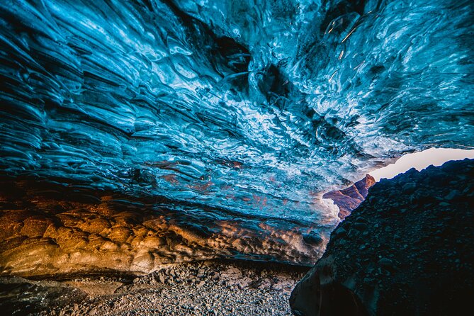 Ice Cave and Glacier Exploration Tour of Vatnajökull from Jökulsárlón - Gear you get, gear you rent, and how not to lose time (or your spot)