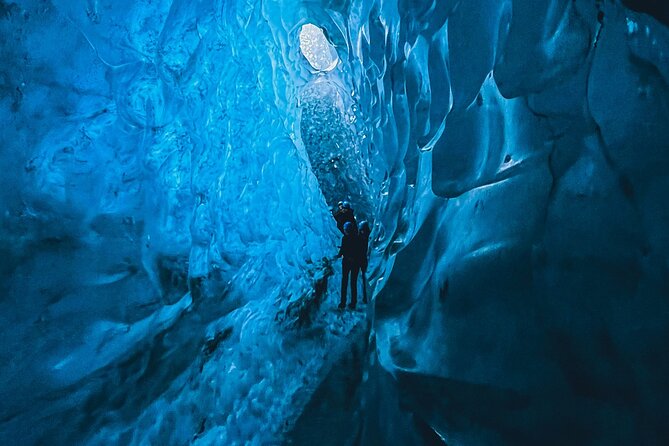 Ice Cave and Glacier Exploration Tour of Vatnajökull from Jökulsárlón - The Breiðamerkurjökull ice cave segment: what you should expect on the ground