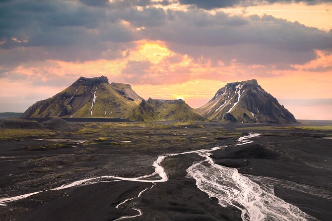 Ice Cave by Katla Volcano Super Jeep Tour from Vik - Meeting in Vík: where to find the tour and start on time