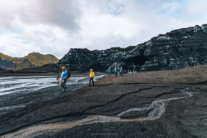 Ice Cave Tour from Vík - Weather reality: good conditions help, wind can change everything