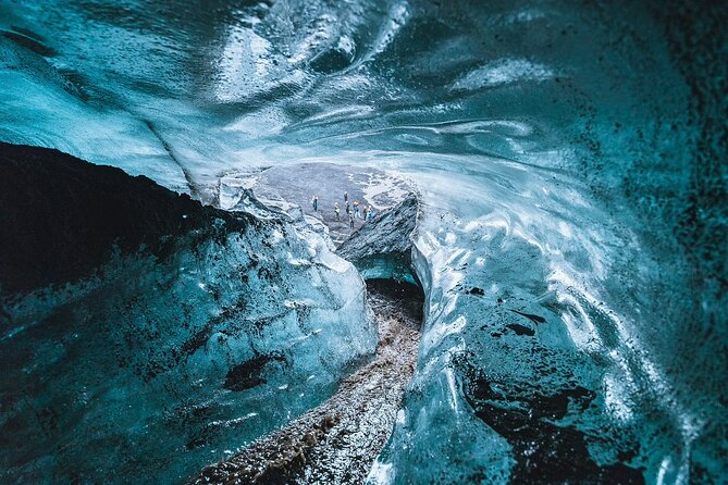 Ice Cave Tour from Vík - Entering Katla ice caves: what 45 to 60 minutes feels like