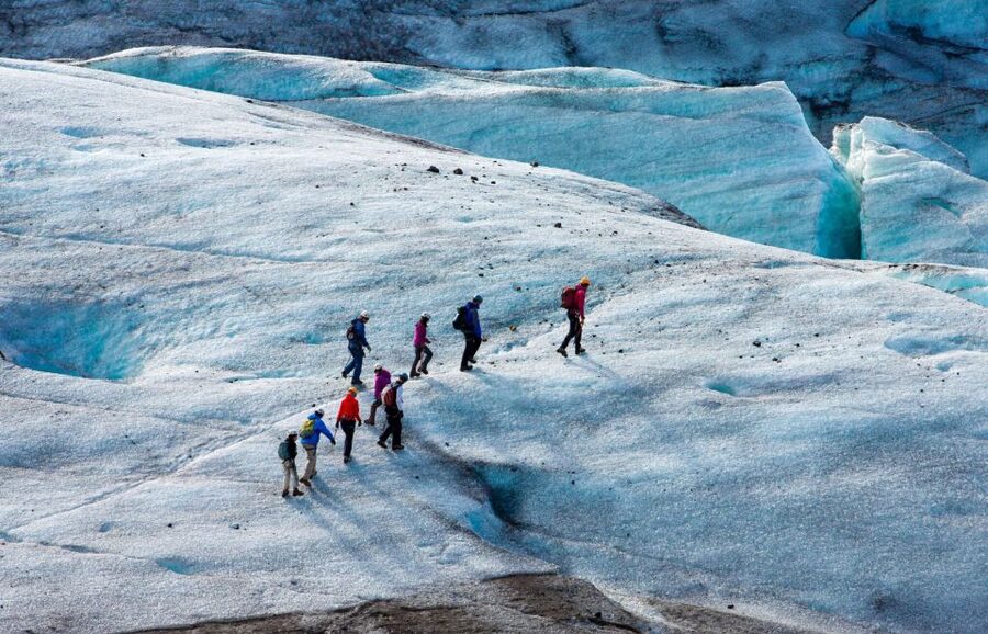 Iceland: 3-Day Golden Circle, South Coast, & Glacier Tour - Hveragerði Overnight: Hot Ground Bread, Geothermal Parks, and Mud Baths