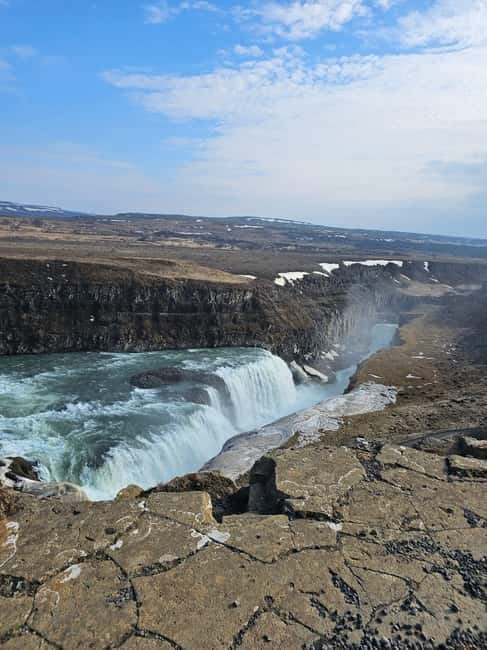 Iceland Reykjavik: Golden Circle Private Tour - Pickup, van comfort, and how the 7-hour loop fits together