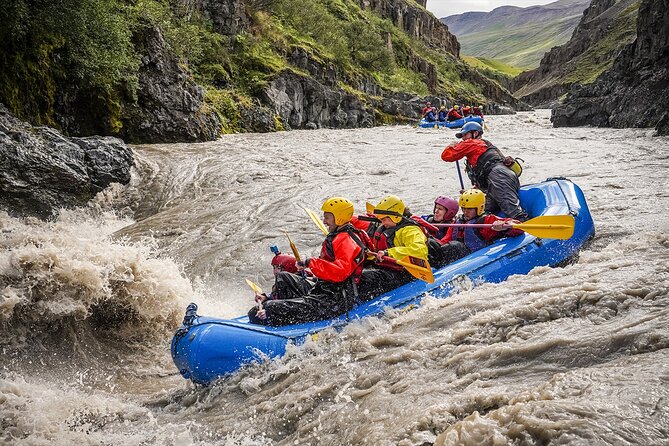 Iceland’s Top Grade 4 Rafting – Drysuit, Canyon & Adrenaline - Weather, Group Size, and the Realities of Wet Outdoor Fun