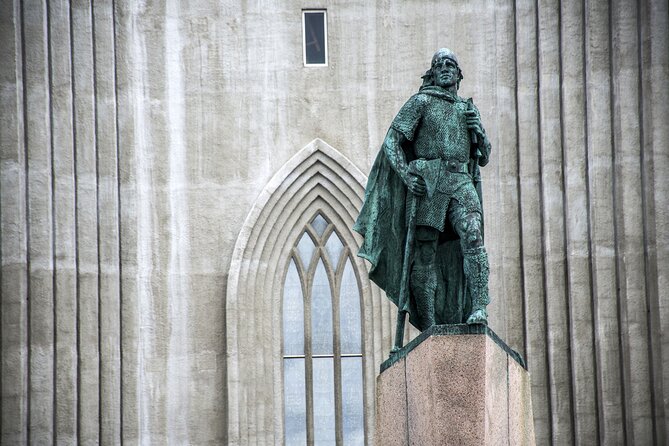 Icelands Reykjavik Self Guided Walking Audio Tour - Ingólfur Arnarson: the dragon head legend explained