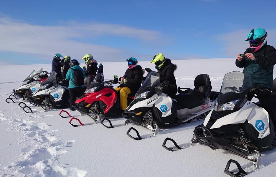 Into the Glacier: Snowmobile + Langjökull Ice Tunnel Combo - What to Bring, What to Skip, and How to Stay Comfortable