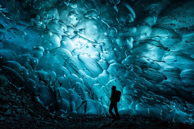 Jökulsárlón: Blue Ice Cave and a Long Glacier Hike - Small group rules: capped at 12, and guided attention stays high