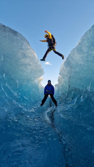 Jökulsárlón: Blue Ice Cave Tour and Glacier Walk - Gear briefing on the glacier: what’s included and why it matters