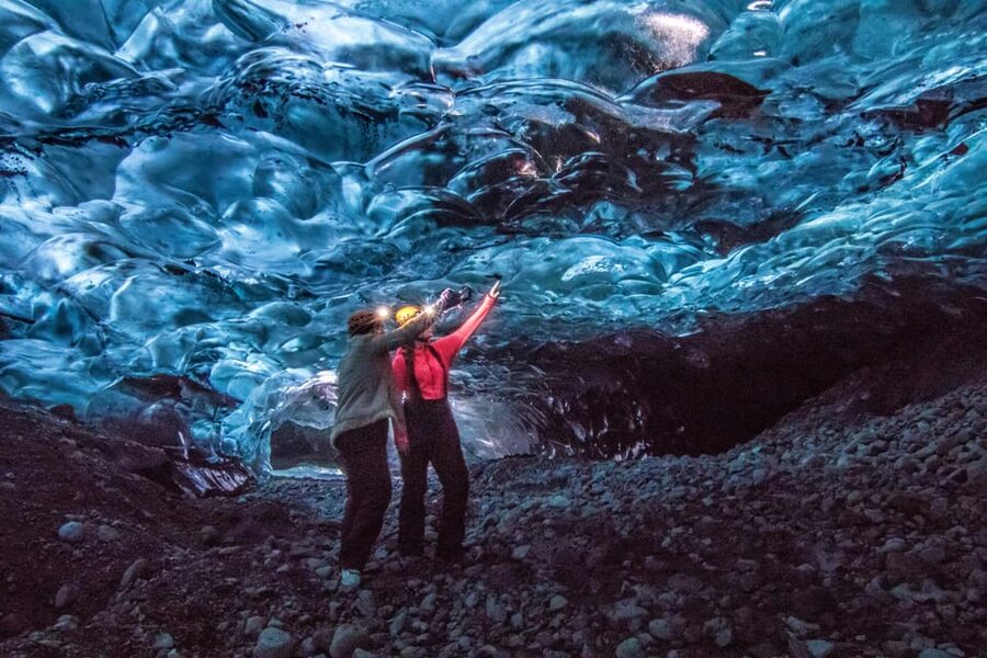Jökulsárlón: Crystal Ice Cave Super Jeep Tour - Super Jeep ride to the glacier edge: the ride is part of the experience
