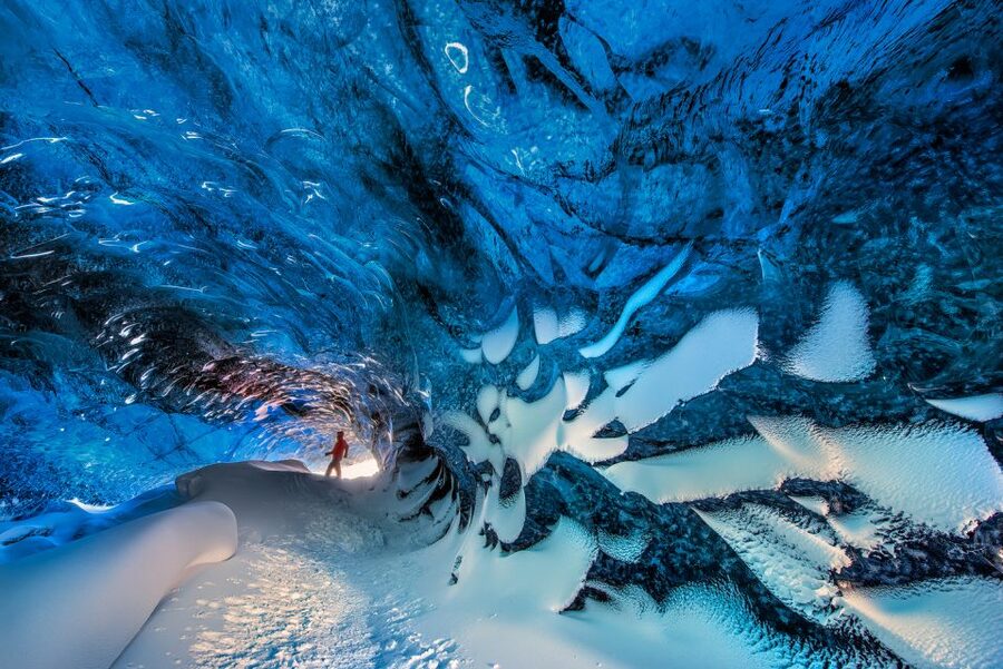 Jökulsárlón: Vatnajökull Ice Cave Guided Tour - Getting to the Glacier: Meeting Point, Super Jeep Ride, and the Walk In