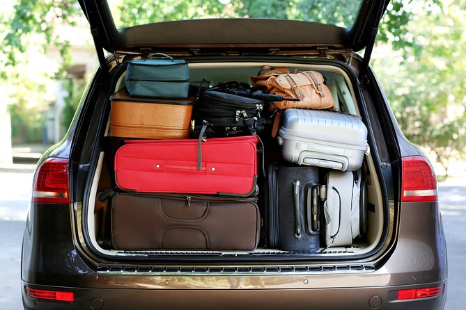 Keflavik Airport Private Transfer To/From Reykjavik cruise Ports - Luggage Space That Actually Matches Cruise Packing