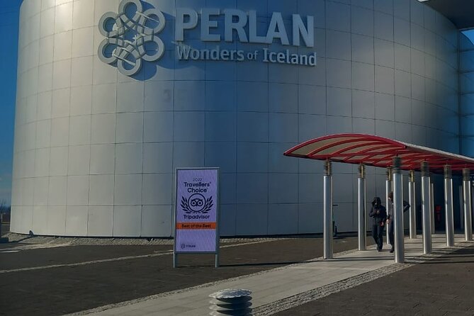 Keflavik International Airport Private Transfer To/From Reykjavik - Reykjavik Hotel Pickup: timing, pickup points, and the 15-minute lobby window