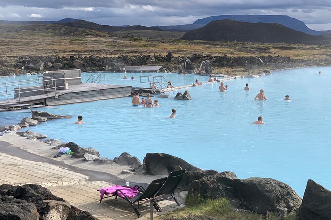 Lake Myvatn and Godafoss Waterfall Day Tour from Akureyri - Guides, driving skills, and what a small group changes