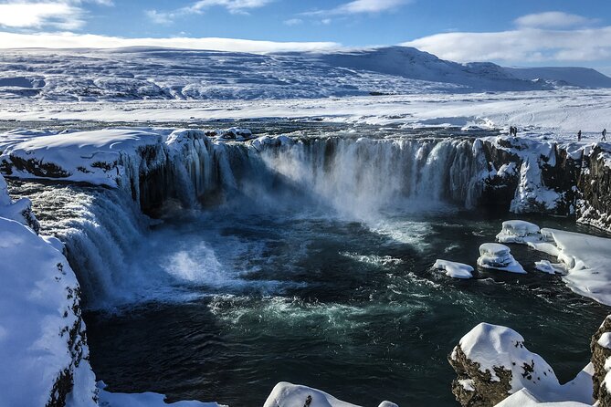 Lake Myvatn and Godafoss Waterfall for Cruise Ships from Husavik - A cruise-day route that actually works from Husavik