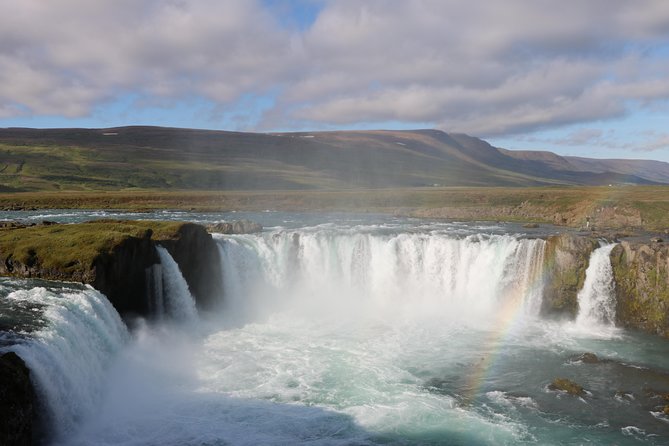 Lake Mývatn and Powerful Dettifoss Day Tour from Akureyri - Godafoss: waterfall of the gods in about 35 minutes