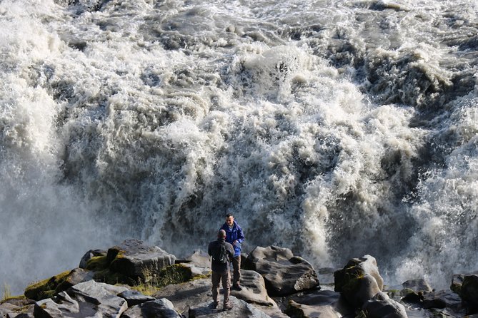 Lake Mývatn and Powerful Dettifoss Day Tour from Akureyri - Price and Logistics: what $408.50 buys you in the north