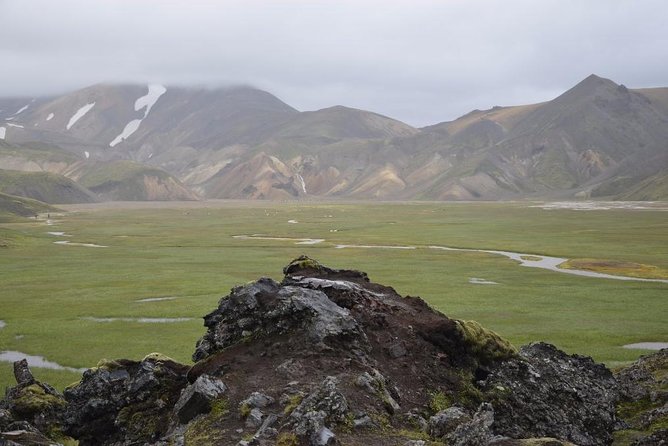 Landmannalaugar, Hekla, Sigoldugljufur 4x4 tour with Hiking - Hekla’s 10-minute peek: short stop, big meaning