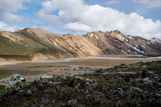 Landmannalaugar Hike & the Valley of Tears from RVK & Selfoss - What the day feels like, start to finish