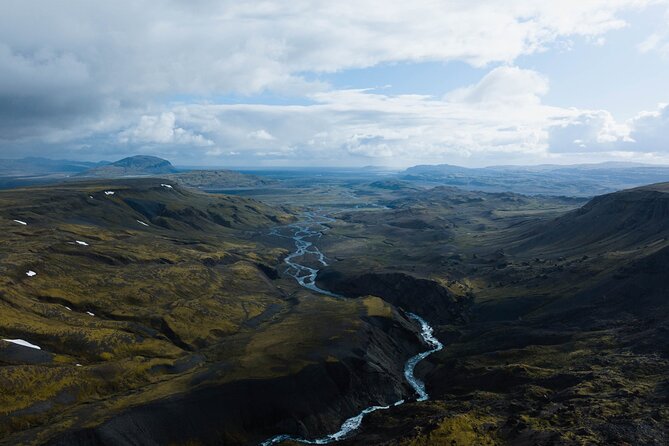 Landmannalaugar Hike & the Valley of Tears from RVK & Selfoss - Practical tips that make the tour easier