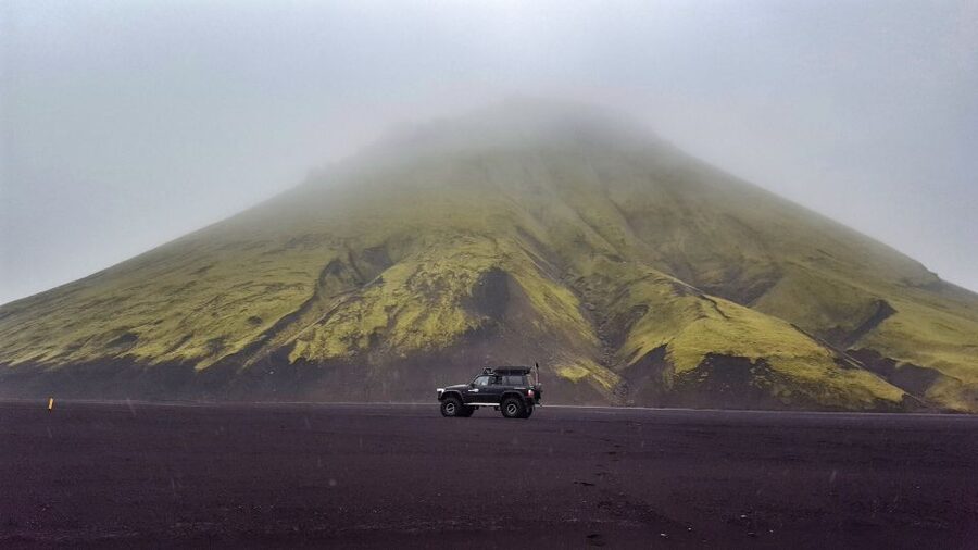 Laugavegur Photography Jeep Tour - Hella meet-up and the rhythm of a 12-hour photo day