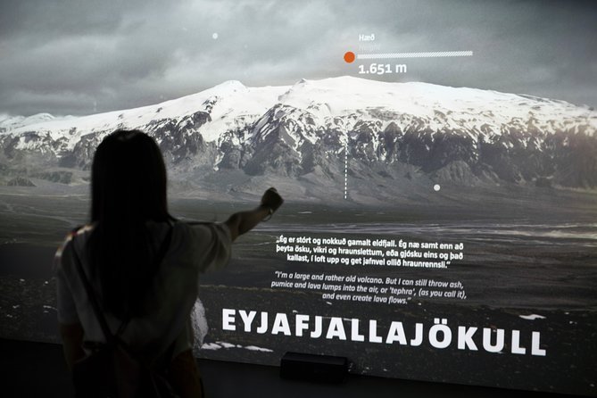 Lava Centre Interactive Volcano Exhibition - The hotspot and magma plume replica that makes the big picture click