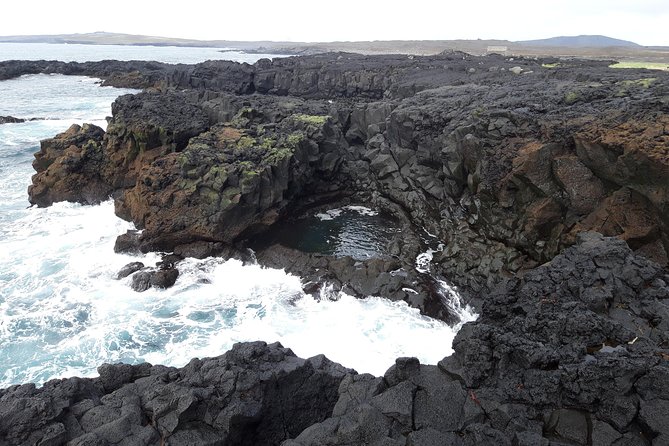 Lava, Craters and Hot Springs Private Tour - The driver and guide impact (and why it shows)