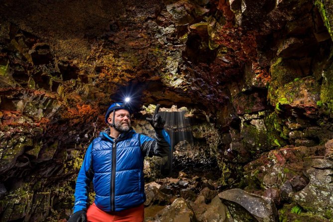 Lava Tunnel Tour Including Transfers from Reykjavik - Timing and group size: short, not rushed, capped at 30
